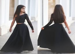 Black One Shoulder Junior Bridesmaid Dresses Two Piece Floor Length Appliques Flower Girl Dress for Wedding Child Birthday Party G1010163