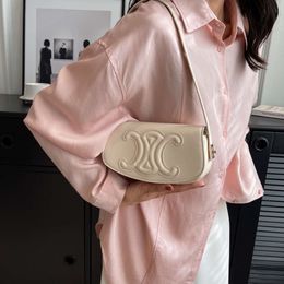 Leather Handbag Designer Sells New Women's Bags at 50% Discount New Fashionable Colour Underarm Bag for Popular and Single Shoulder Crossbody