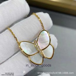 High grade Designer necklace vancleff for women High Version Big Butterfly Necklace Womens 18k Rose Gold Lock Bone Chain White Fritillaria Grey Fritillaria V Gold