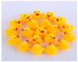 1000pcslot Whole mini Rubber bath duck Pvc duck with sound Floating Duck Fast delivery Swiming Beach7081290