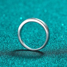 Trendy 0.1ct Moissanite Solitaire Ring Women Men S925 Silver D Color Round Moissanite Diamond Engagement Ring Pass Tester Gift
