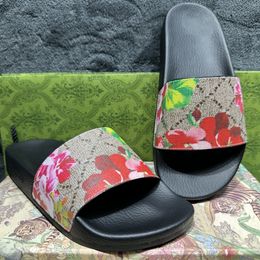 Designer tasman slipper Woman Floral Slippers Summer Beach Sandals man web rubber Sliders Brand Shoes Alphabet Outdoor Blooms Supreme women shoe With box Size 35-47