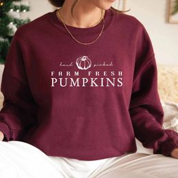 Hand Picked Farm Fresh Pumpkins Crewneck Sweatshirt Fall Graphic Hooides Women Sweatshirt Long Sleeve Pullover Halloween Clothes