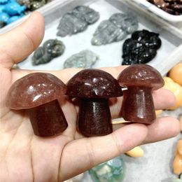 Decorative Figurines 1pcs Natural Strawberry Crystal Quartz Hand-carved Cute Little Mushroom Crafts Home Decor Christmas Gift