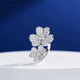 High End Vancefe Brand Designer Rings for Women Three Leaf Grass Open Diamond Ring S925 Silver Diamond Ring Womens Fashion Senior Brand Logo Designer Jewellery