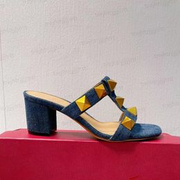 Designer di lusso Denim Slider Mule Roman Stullo da 6,5 cm Slifori di tallone spessa Slifori da donna Sandals a punta di punta Footwear 35-43 35-43 con scatola