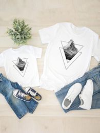 Graphic T-shirt Tee Women Abstract Flower Cute Child Kid Clothing Boy Girl Summer Family Matching Outfits Mom Mama Clothes