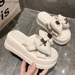 Slippers 2024 Summer New Bow Cake Thick Sole Open Toe Leisure Fashion Metal Buckle One Word Beach Sandal for Women H240410