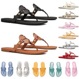 Slippers Women Men Shoe Sandal Sneaker Mens Womens Red Black White Yellow Sandals Trainer Outdoor