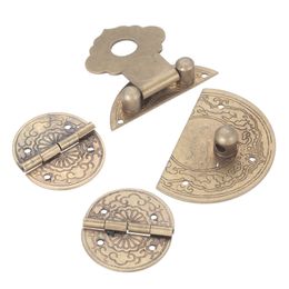 1Pc Box Latch Clasps Antique Brasss Jewelry Box Padlock Hasp Locked 22*24mm Wooden Wine Box Handbag Buckle Hardware Accessories