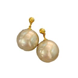 European and American minimalist pearl earrings large earrings earrings Instagram fashionable women high-end socialites elegant and light luxury earrings