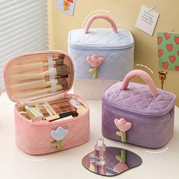 Cute Corduroy Makeup Storage Bag Portable Travel Cosmetic Tulip Pouch Toiletry Organizer Large Capacity Flower Pattern Bags 240329