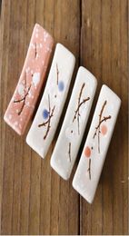 Japanese Style Ceramic Snowflake Design Chopsticks Holder Home Kitchen Chopstick Rest Stand Care Gadget Tools RRA80347305677
