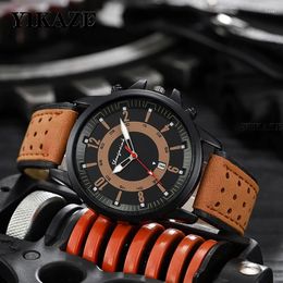 Wristwatches YIKAZE Men Sports Watches Vintage Man Business Quartz Wristwatch Luxury Brown Leather Strap Date Military Clock Watch Gifts