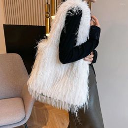 Storage Bags Faux Fur Handbag Women Chic Plush Tote Bag Casual Fuzzy Shoulder Furry Armpit Top Handle Winter Commuting