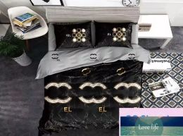 Bedding Set Luxury Designer High-end Classic Letter Printing Love Printing Quilt Cover Pillowcase 4Pcs set Pure Cotton Comfortable Bedding Set Bedroom
