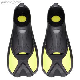 Diving Accessories Short swimming fins for snorkeling adult snorkeling fins full foot swimming collars travel dimensions for snorkeling and swim Y240419 4PFK