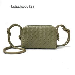 Fashionable Crossbody 2024 Veneeta Loop Cowhide Botteega Purse Female Single Designer Bags Bag Shoulder Lady Design Small Square Woven 1OML