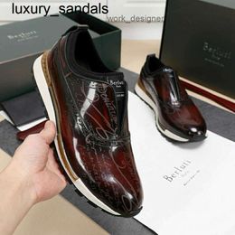 Berluti Business Leather Shoes Oxford Calfskin Handmade Top Quality Laser Pattern Mandarin Duck Casual Sports Patina Ancient Dyed Footwearwq 0DFE
