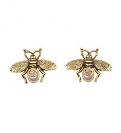 Simple Pearl Retro Bee Stud Earrings Alloy Material High-Grade European and American Cross-Border Fashion Ear Jewelry