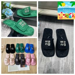 2024 New Style Designer Slippers Sandals Top Quality Luxury Womens material Velcro tape party Soft Room Platform Slip-On Big Size 35-42 GAI Free shipping