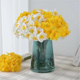 Decorative Flowers Artificial Narcissus Real Touch Bouquet PE Fake Flower With Stems Arrangement Home Garden Deco