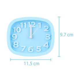 1Pc Low Noise Bedside Clock Creative Candy Colour High Quality Simple Battery Operated Alarm Clock No Tick Numberclock Home Decor