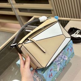 Women's 24cm Shoulder Loe Tote 2024 Strap Puzzle Handbags Lightweight Designer French Bag Bottom Cowhide Bags Leather Geometry Crossbody P1UL