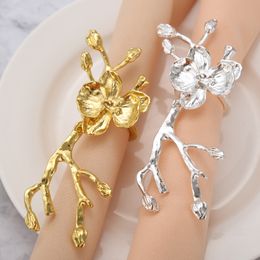 4/12PCS Upscale Napkin Rings Napkin Buckle Holder Plum Blossom,Gold/Silver Towel Ring Wedding Hotel Western Dinner Table Decor