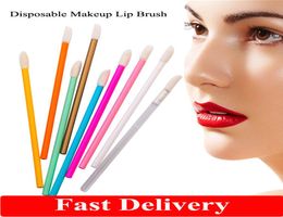 Fast Delivery 50pcs Disposable Cosmetic Makeup Lip Brush Lipstick Lip Glossy Wands Pen Cleaner Applicator Eyeshadow Lip Gloss Brus3279012