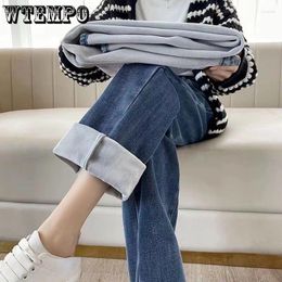Women's Jeans Women Thicken Stretch Skinny Fleece Woman High Waist Button Black Warm Vintage Denim Straight Korean Pants Winter