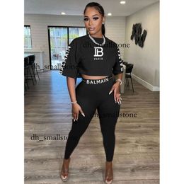 Fashion Designer Womens Tracksuits Tight Pants Suit Two Pieces Jogger Set New Letters Printed Short Sleeve Tights Sweatsuits 660