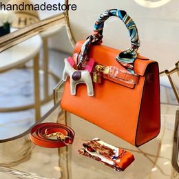 Kl Designer Handbags Leather Designers Orange Women Luxurys Handbag Epsom Cowhide Tote Classic Shoulder Bag with Stamped Lock Horse