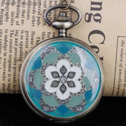 Pocket Watches New Fashion Bronze Vintage Flowers Antique Quartz Pocket Fob Chain es for Men Women CF1042 Y240410