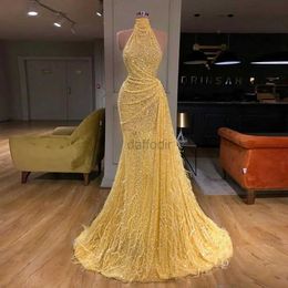 Urban Sexy Dresses Glitter Mermaid Evening Dresses Women Sexy High-neck Sleeveless Sequins Feather Prom Gowns Sweep Train Special Occasion Robes 240410