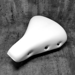 G02 Bicycle Saddle Vintage Leather Comfortable Seat Cycling Accessories Seatstay Rivet Bike Saddle