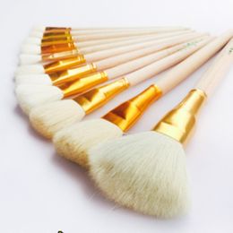 7pcs Wool Brush in Different Sizes Gold Leaf Tool Soft and Smooth Wool Brush for Gilding Leaves Brush Glue Sweep Gold Leaves