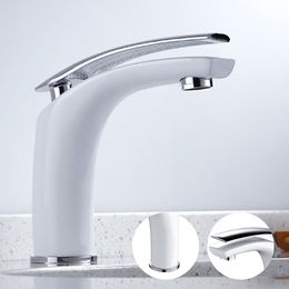 EVERSO Basin Faucet Water Tap Bathroom Faucet Solid Brass Chrome Finish Single Handle Hot And Cold Water Sink Tap Mixer