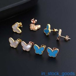 Seiko Edition Top Brand Vancefe Earrings Natural White Fritillaria Butterfly Earrings High Edition Blue Agate Earrings Designer Brand Logo Engrave Earring