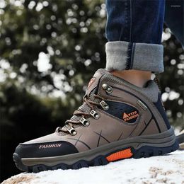 Walking Shoes Anti-slip Tan Moccasins Men's Casual Sneakers Temis For Men Sport Lofers 2024 Industrial Sewing YDX1