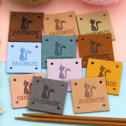20Pcs Square Cat Leather Labels Handmade Tags for Hats Knitted Hand Made Clothes Label Decor Bag Scarf Gifts Garment Accessories