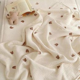 Blankets Korean Born Baby Boys Girls Blanket Cotton Warm Quilt Veil Cartoon Bear Toddler Musline Swaddle 90 X 125cm