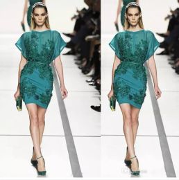 2024 Elie Saab Gece Elbise Kılıf Sefer Boyun Boncukları Sequins Yeşil Renkli Prom Gowns Kişiselleştirilmiş Kısa Ucuz Parti Elbise