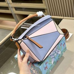 Loe 24cm Designer Tote Strap 2024 Handbags Puzzle Women's Lightweight Bottom French Bag Cowhide Shoulder Bags Leather Geometry Crossbody 04W5