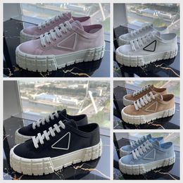 Designer Sneakers Gabardine Nylon Casual Shoes Brand Wheel Trainers Luxury Canvas Sneaker Fashion Platform Solid Heighten praadashoes women Shoe With Box 34-40