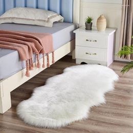 Carpets Plush Living Room Bedroom Bedside Carpet Irregular Imitation Wool Solid Color Floor Mat Decorative Leather Gray22