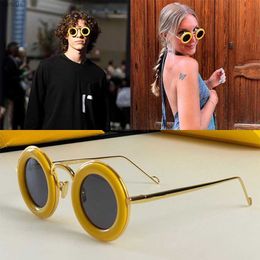 Sunglasses Curved metal frame sunglasses gold metal slim legs 40094U front acetate round frame casual and cute multicolor Lunettes de soleil temples with letter sig