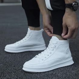 Casual Shoes White Sneakers Men 2024 Autumn High Top Men's Vulcanize Simple And Versatile Fashion Board Zapatillas De Deporte