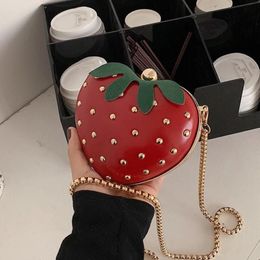 Evening Bags Cute Strawberry Heart Shape Women Clutch Bag Fashion Ladies Chain Purses And Handbags Female Rivet Mini Party Crossbo216H