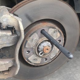 Wheel Hanger Alignment Pin Guide Tool - Metal Mounting Aid Tyre Rim Change Tool